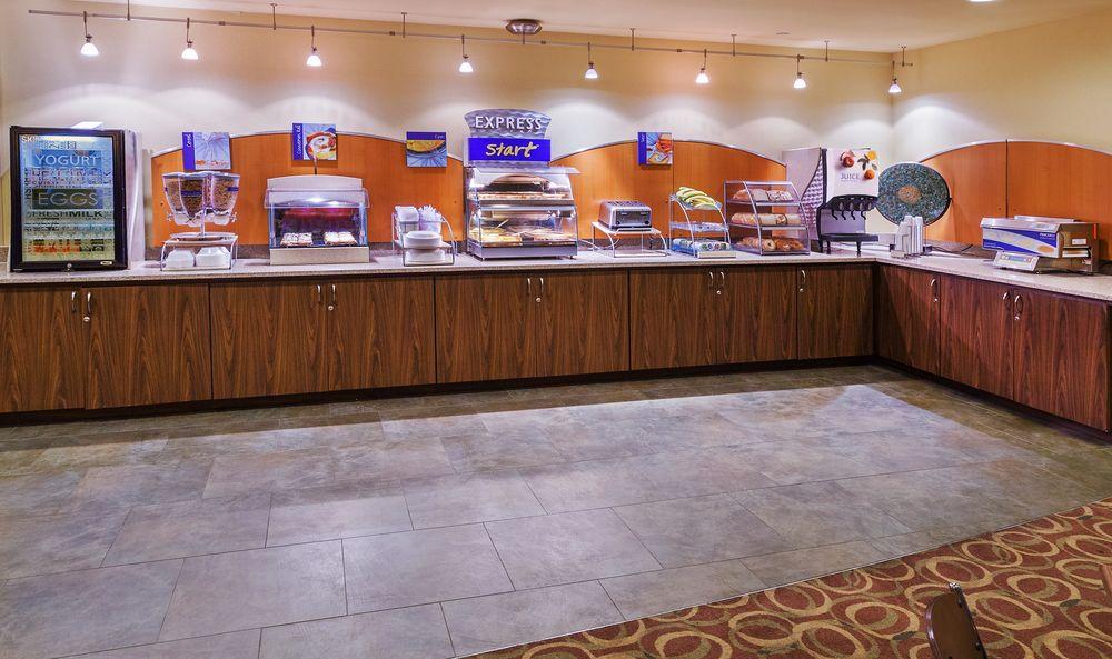 Express & Worth Downtown By Ihg Hotel 3*