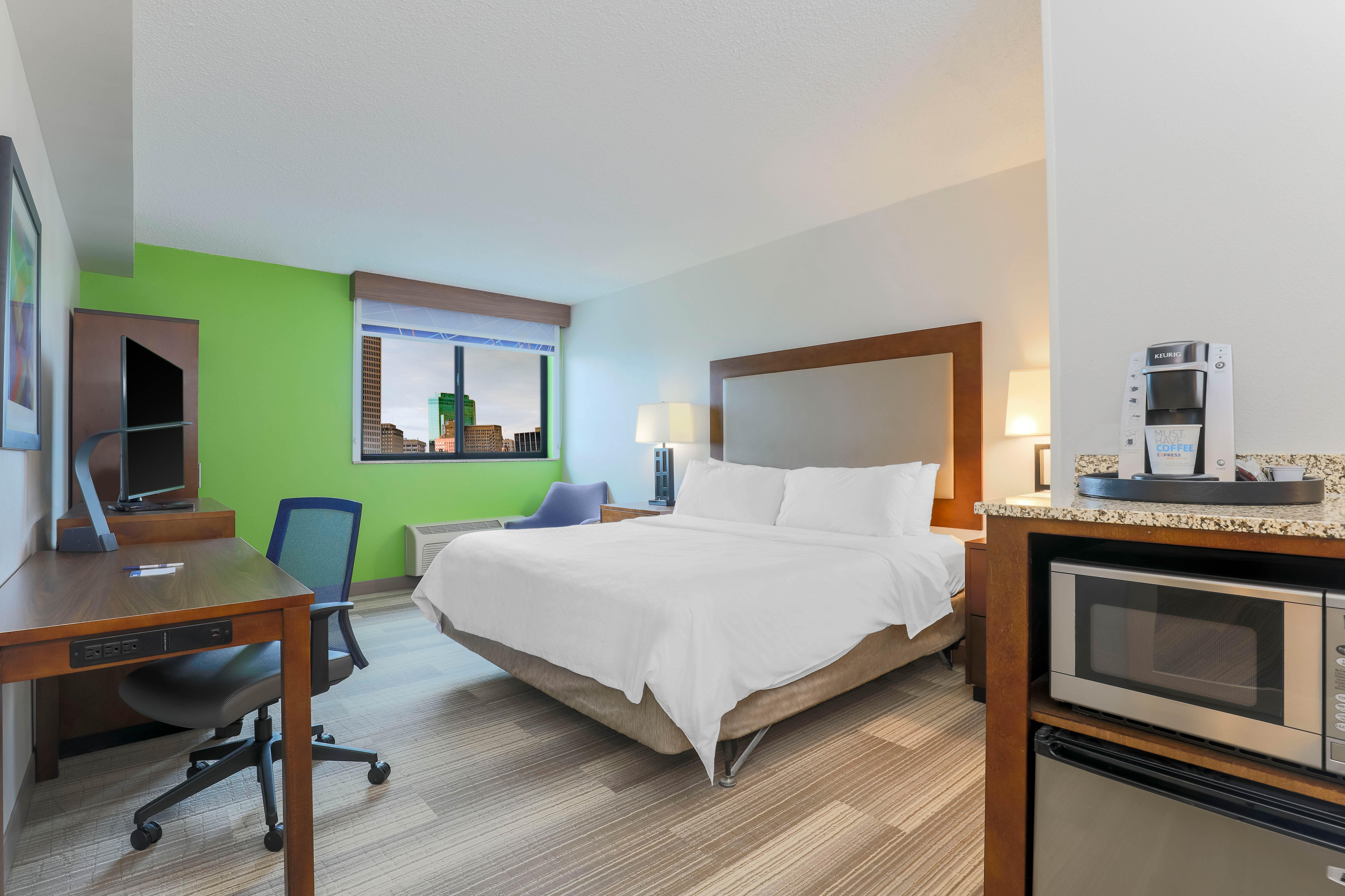 Hotel Express & Worth Downtown By Ihg