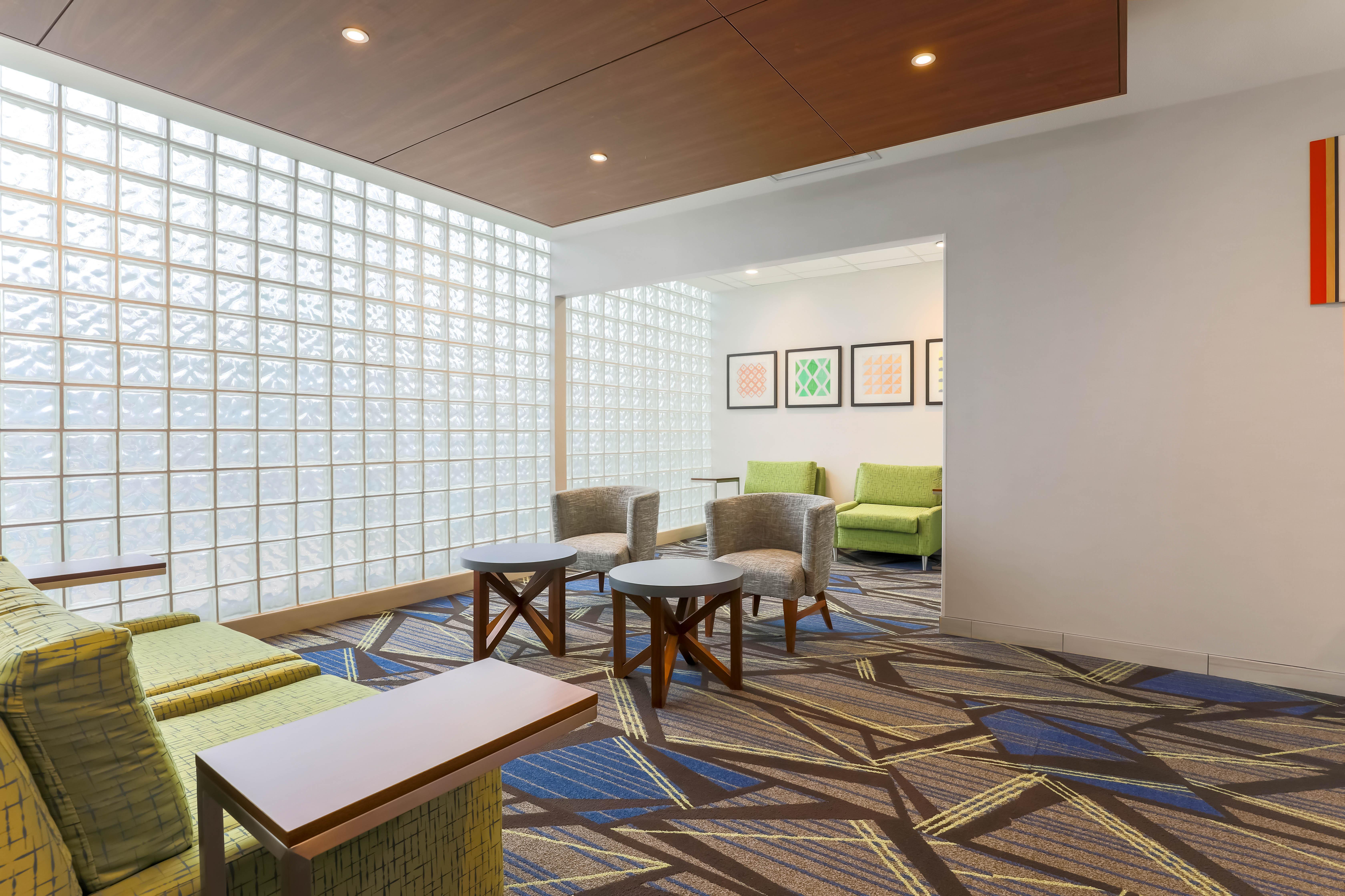 Hotel Express & Worth Downtown By Ihg 3*