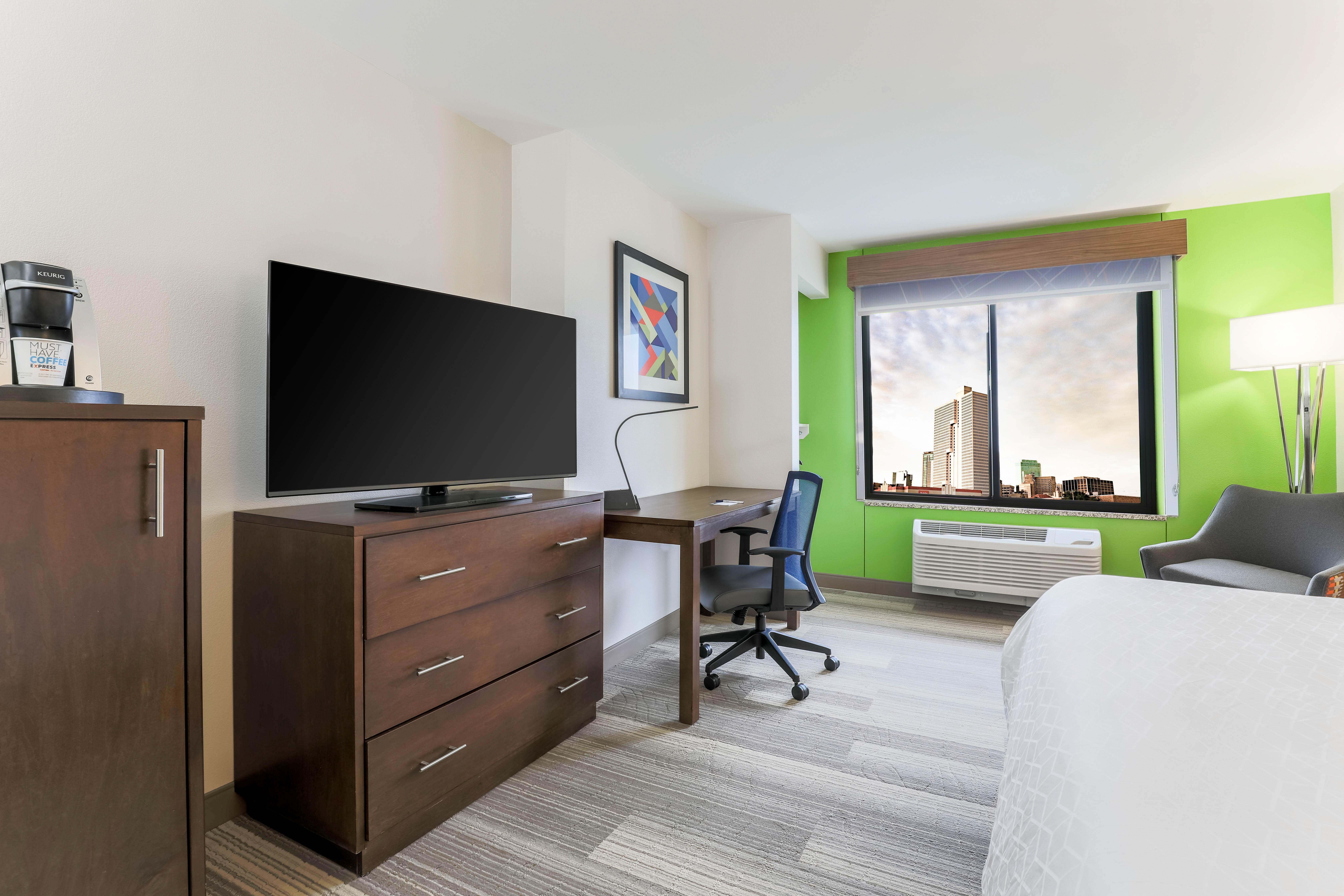 Express & Worth Downtown By Ihg