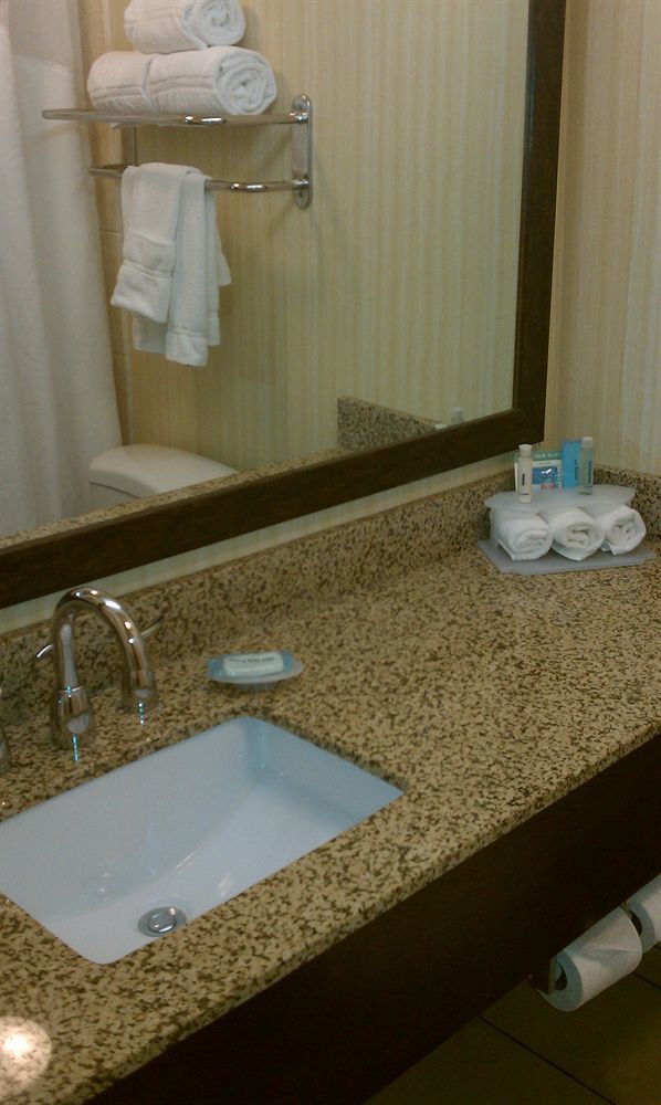 Express & Worth Downtown By Ihg 3*