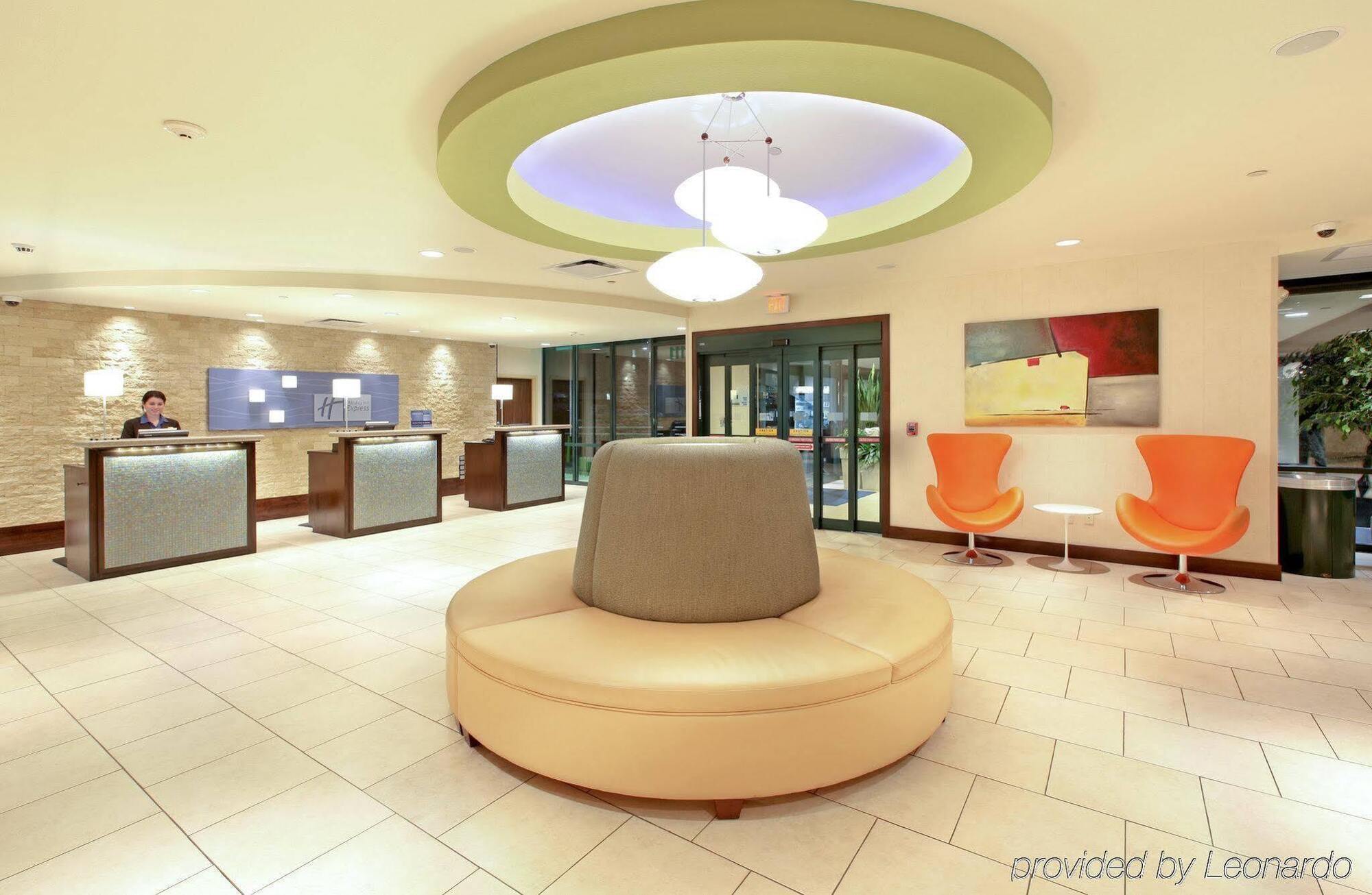Hotel Express & Worth Downtown By Ihg